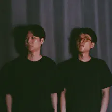 lake tinn을(를) 듣고, 뮤직 비디오를 보고, 약력을 읽고, 투어 일정 등을 확인하세요!