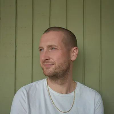 Listen to Dave Gibson, watch music videos, read bio, see tour dates & more!