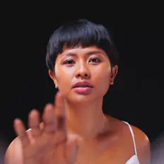 收听 Dira、观看音乐视频、阅读小传、查看巡演日期等 ！