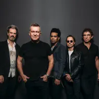 Posłuchaj wykonawcy undefined, obejrzyj teledyski, przeczytaj biografię, zobacz daty tras koncertowych i nie tylko!