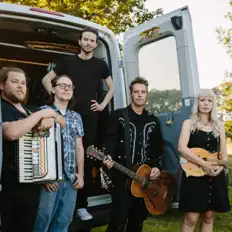 Écoutez The Pine Hill Haints, regardez des vidéoclips, lisez la biographie, consultez les dates de tournée et plus encore !