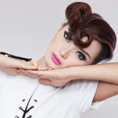 Listen to Zaskia Gotik, watch music videos, read bio, see tour dates & more!
