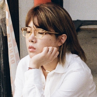 Listen to Soo Yeon Lim, watch music videos, read bio, see tour dates & more!