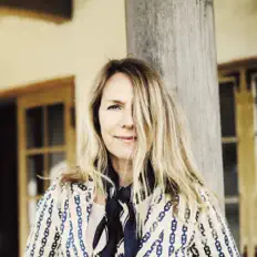 Listen to Alberte Winding, watch music videos, read bio, see tour dates & more!