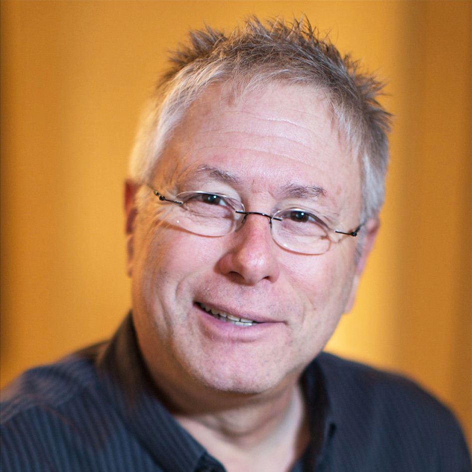 Фото Alan Menken