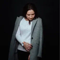 Cleo Beland सुनें, म्यूज़िक वीडियो देखें, बायो पढ़ें, दौरे की तारीखें और बहुत कुछ देखें!