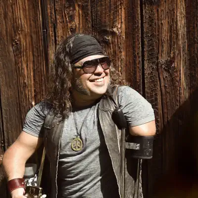 Listen to Martin Deschamps, watch music videos, read bio, see tour dates & more!