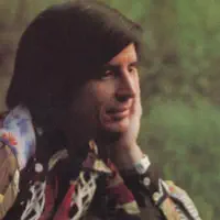 Ouve undefined, vê vídeos de música, lê a biografia, vê as datas da digressão e muito mais!