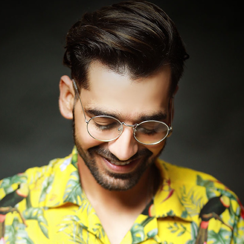 Maninder Buttar - Sakhiyaan