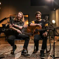 Listen to Duo Avesso, watch music videos, read bio, see tour dates & more!