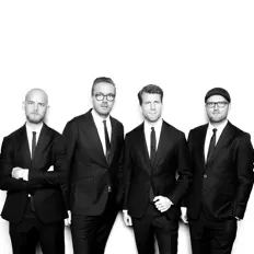 Hör dir Bruut an, schau dir Musikvideos an, lies die Biografie, finde Tourdaten und mehr!