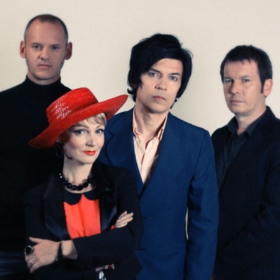 Ouve The Primitives, vê vídeos de música, lê a biografia, vê as datas da digressão e muito mais!