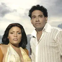 undefinedを聴いたり、ミュージックビデオを鑑賞したり、経歴やツアー日程などを確認したりしましょう！