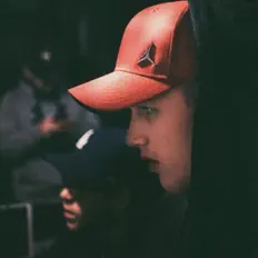 Daltonを聴いたり、ミュージックビデオを鑑賞したり、経歴やツアー日程などを確認したりしましょう！