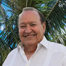 Listen to Roberto Torres, watch music videos, read bio, see tour dates & more!