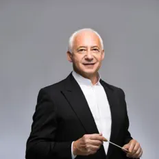 Escucha a Vladimir Spivakov, mira videos musicales, lee su biografía, consulta las fechas de las gira y más.