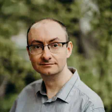 Hör dir Chris Snelling an, schau dir Musikvideos an, lies die Biografie, finde Tourdaten und mehr!