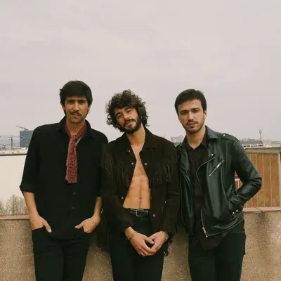 Listen to Éxtasis, watch music videos, read bio, see tour dates & more!