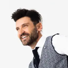 Listen to Sinan Özen, watch music videos, read bio, see tour dates & more!