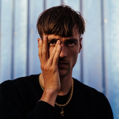 Listen to Julian Stetter, watch music videos, read bio, see tour dates & more!