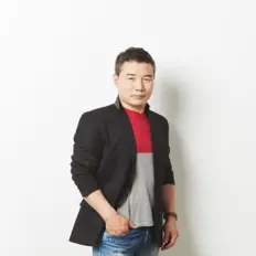 Ascolta Song Gyun Byeon, guarda video musicali, leggi la biografia, vedi le date del tour & altro!