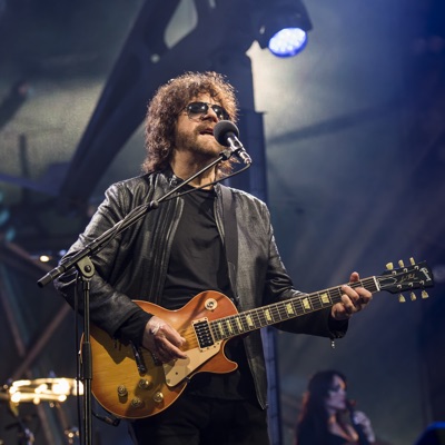 Ascolta Electric Light Orchestra, guarda video musicali, leggi la biografia, vedi le date del tour & altro!