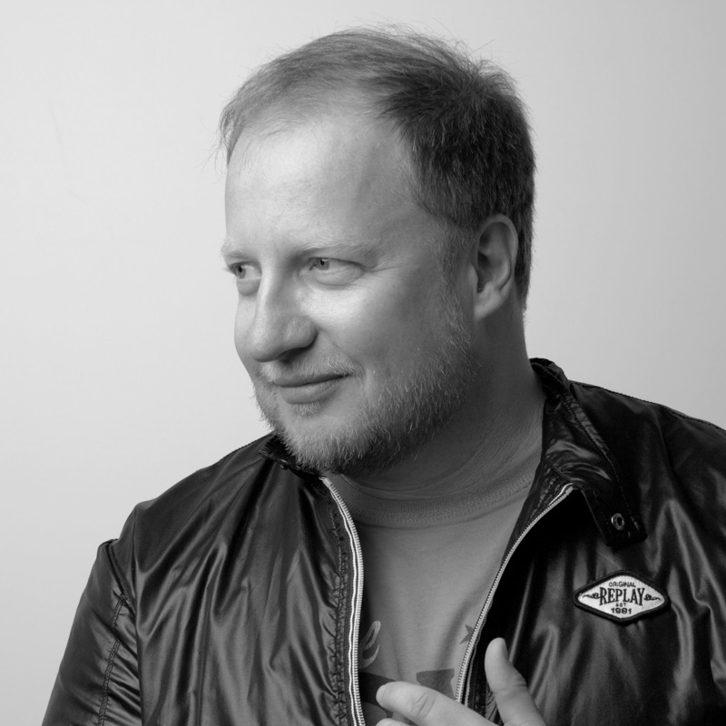 D.O.N.S. - Pump Up the Jam (feat. Technotronic) [Gians Crowd Is Jumpin' Remix]