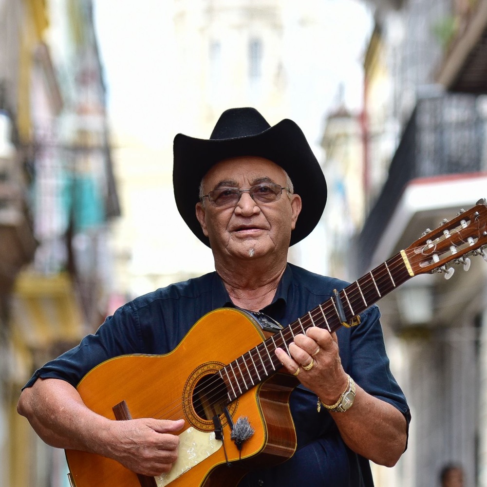 Фото Eliades Ochoa