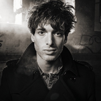 Ascolta Paolo Nutini, guarda video musicali, leggi la biografia, vedi le date del tour & altro!