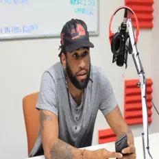 Dengarkan King Flare, tonton video musik, baca bio, lihat tanggal tur & lainnya!