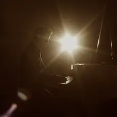 Dengarkan Amity Fall, tonton video musik, baca bio, lihat tanggal tur & lainnya!