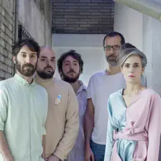 Listen to Los Punsetes, watch music videos, read bio, see tour dates & more!