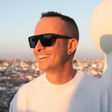 Listen to David Penn, watch music videos, read bio, see tour dates & more!