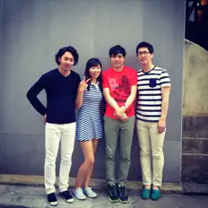 收听 싱잉앤츠、观看音乐视频、阅读小传、查看巡演日期等 ！