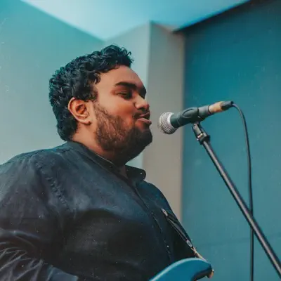 Listen to Minesh Dissanayake, watch music videos, read bio, see tour dates & more!