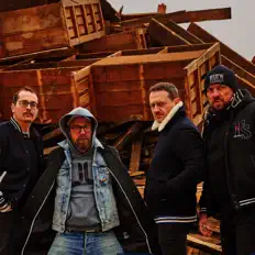 Listen to Les Fatals Picards, watch music videos, read bio, see tour dates & more!
