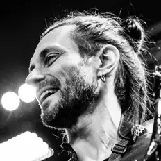 Poslechněte si interpreta Aleksandar Kashtanov, sledujte hudební videa, přečtěte si životopis, podívejte se na data turné a další informace.