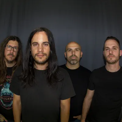 Listen to Minus Knives, watch music videos, read bio, see tour dates & more!
