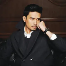 Listen to Christian Bautista, watch music videos, read bio, see tour dates & more!