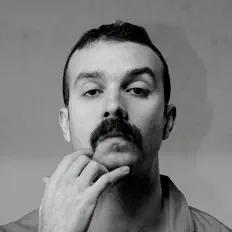 收听 1979、观看音乐视频、阅读小传、查看巡演日期等 ！