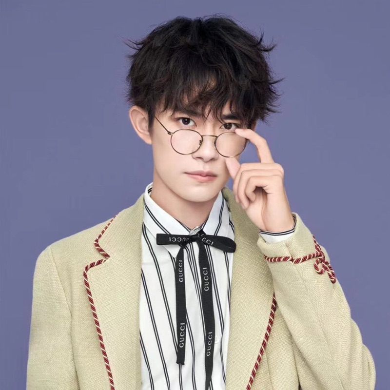 Jackson Yee - Colorful Human