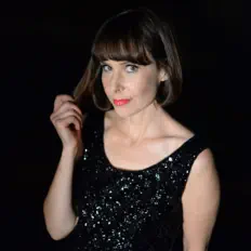 聆聽 Eleni Mandell、觀看音樂影片、閱讀小傳、查看巡演日期等！