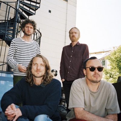 Escucha a Dungen, mira vídeos musicales, lee la biografía, consulta fechas de giras y mucho más.