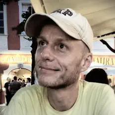 Martin Tallstromを聴いたり、ミュージックビデオを鑑賞したり、経歴やツアー日程などを確認したりしましょう！