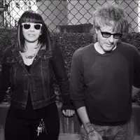Ascolta undefined, guarda video musicali, leggi la biografia, vedi le date del tour & altro!