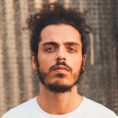 Listen to Davide Shorty, watch music videos, read bio, see tour dates & more!