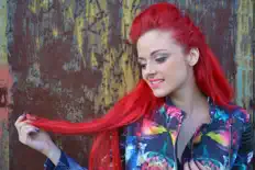 Listen to Sarah De Bono, watch music videos, read bio, see tour dates & more!