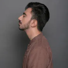 收听 Reza Zakarya、观看音乐视频、阅读小传、查看巡演日期等 ！