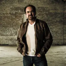 收听 Neal Morse、观看音乐视频、阅读小传、查看巡演日期等 ！