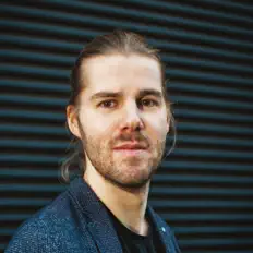 Listen to Philipp Schiepek, watch music videos, read bio, see tour dates & more!